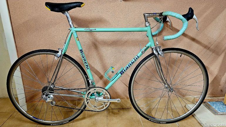 Tweedehands Bianchi Custom Campagnolo Record 1990 Road & Gravel — afbeelding 4 van 16