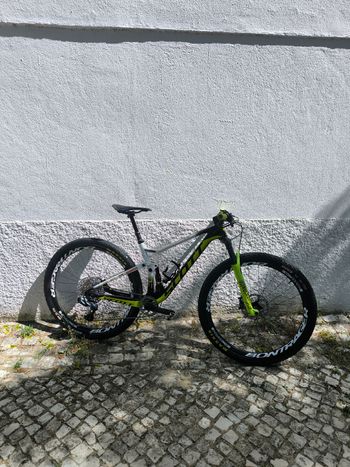 Używany Scott Spark RC 900 World Cup 2019 2019 MTB
