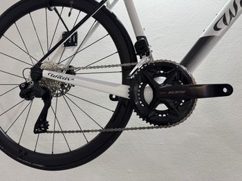 Gebrauchtes Wilier Garda SHIMANO 105 Di2 R7170 2X12S 2025 2025 Road & Gravel, Weiß — Bild 4 von 6