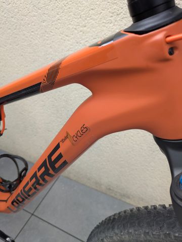 Used Lapierre XRM Shimano Deore XT 2026 Mountainbike, Orange — image 3 of 3