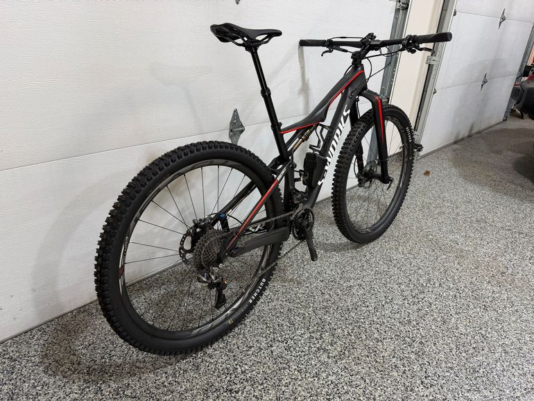 Used Specialized S-Works Epic FSR Di2 2017 2017 Mountainbike, Black, 29 — image 5 of 15
