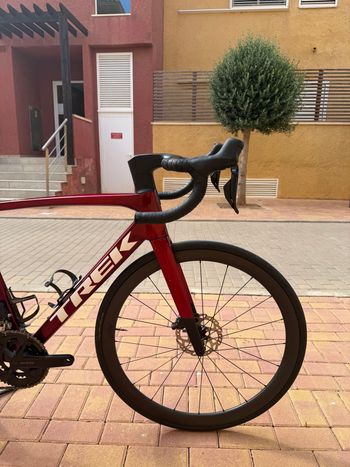 Gebrauchtes Trek Madone SL 6 Gen 8 2025 2025 Road & Gravel, Rot — Bild 7 von 11