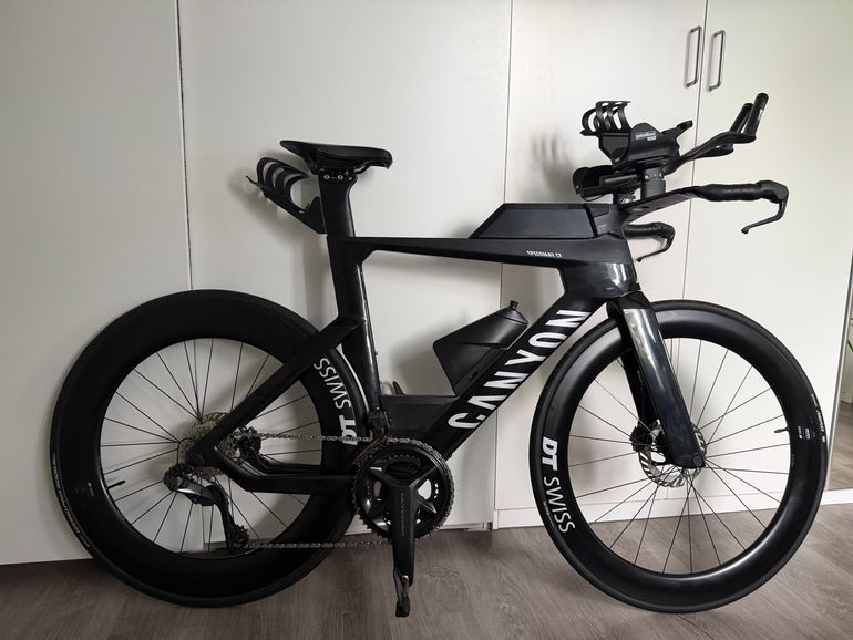 Used Canyon Speedmax CF 8 Di2 2026 2026 Road & Gravel, Black — image 2 of 10