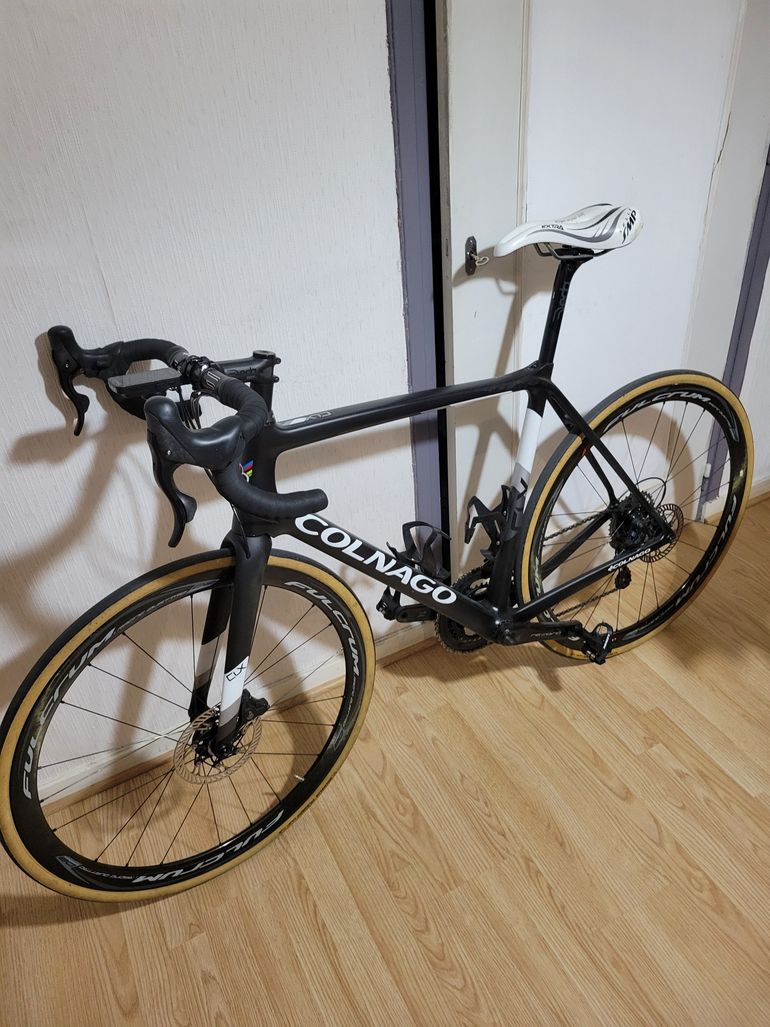 Used Colnago Clx Disc 2019 2019 Road & Gravel, Black — image 2 of 3