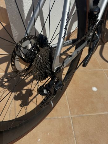 Standert, Kreissäge RS Silver Dagger Shimano Ultegra Di2 11s 2022 2022 Road & Gravel de segunda mano, Gris claro — imagen 2 de 9