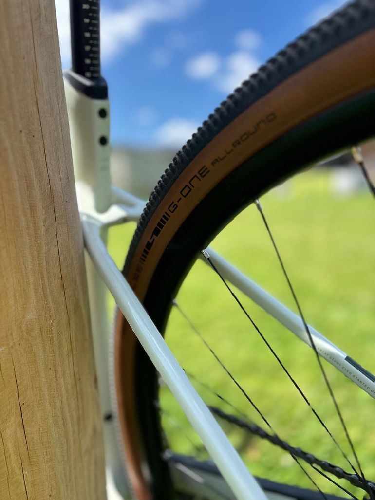 Używany CUBE NUROAD HYBRID C:62, RACE 400X 2025 2025 Road & Gravel — zdjęcie 9 z 11