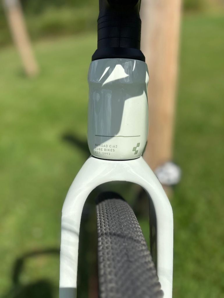 Używany CUBE NUROAD HYBRID C:62, RACE 400X 2025 2025 Road & Gravel — zdjęcie 7 z 11