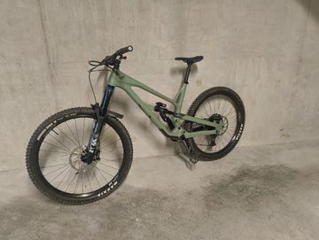 YT Industries Jeffsy CORE 3 29 2023 2023 Mountainbike usato, Verde — immagine 2 di 6