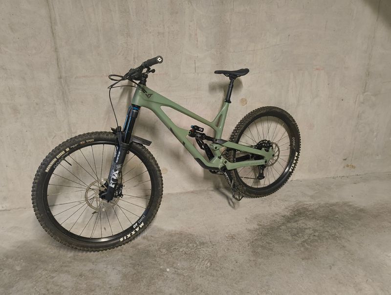 YT Industries Jeffsy CORE 3 29 2023 2023 Mountainbike usato, Verde — immagine 2 di 6