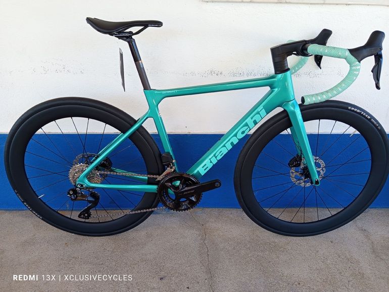 Použité Bianchi Sprint Shimano 105 Di2 2026 Road & Gravel — obrázek 6 z 8