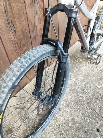Gebrauchtes Propain Tyee Shimano Deore 2018 Mountainbike, Hellgrau — Bild 2 von 6