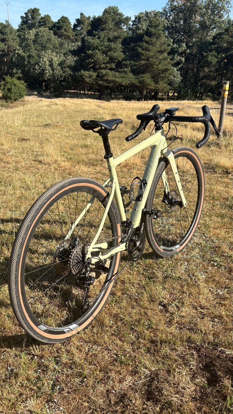 Used Megamo JAKAR 30 2023 2023 Road & Gravel, White — image 2 of 9