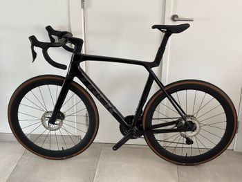 Używany Trek Madone SL 7 Gen 8 2027 2027 Road & Gravel — zdjęcie 2 z 8