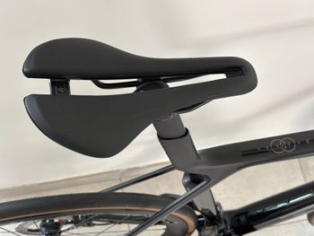 Używany Trek Madone SL 7 Gen 8 2027 2027 Road & Gravel — zdjęcie 6 z 8