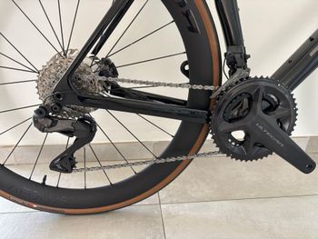 Używany Trek Madone SL 7 Gen 8 2027 2027 Road & Gravel — zdjęcie 3 z 8