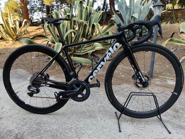 Used Cervélo R3 Ultegra Disc 2019 2019 Road & Gravel, Black — image 1 of 9