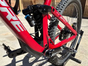 Lapierre Spicy CF 6.9 2021 2021 Mountainbike usato, Rosso — immagine 9 di 17