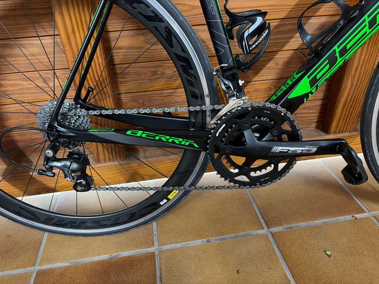 Berria BELADOR Shimano Tiagra 2017 Road & Gravel d'occasion — image 3 sur 6