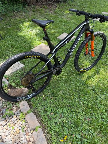 Used Canyon Lux CF SLX 9 2021 2021 MTB