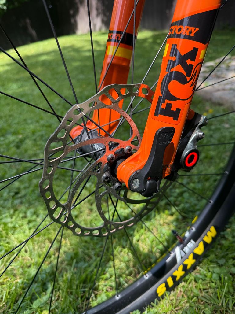 Used Canyon Lux CF SLX 9 2021 2021 Mountainbike, Orange, 29 — image 8 of 12