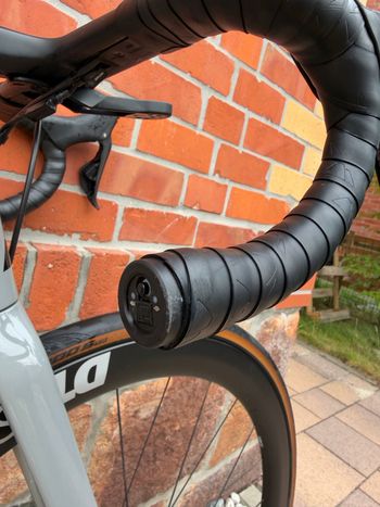 Używany Canyon Ultimate CF SL 8 Disc Aero 2021 2021 Road & Gravel — zdjęcie 10 z 25