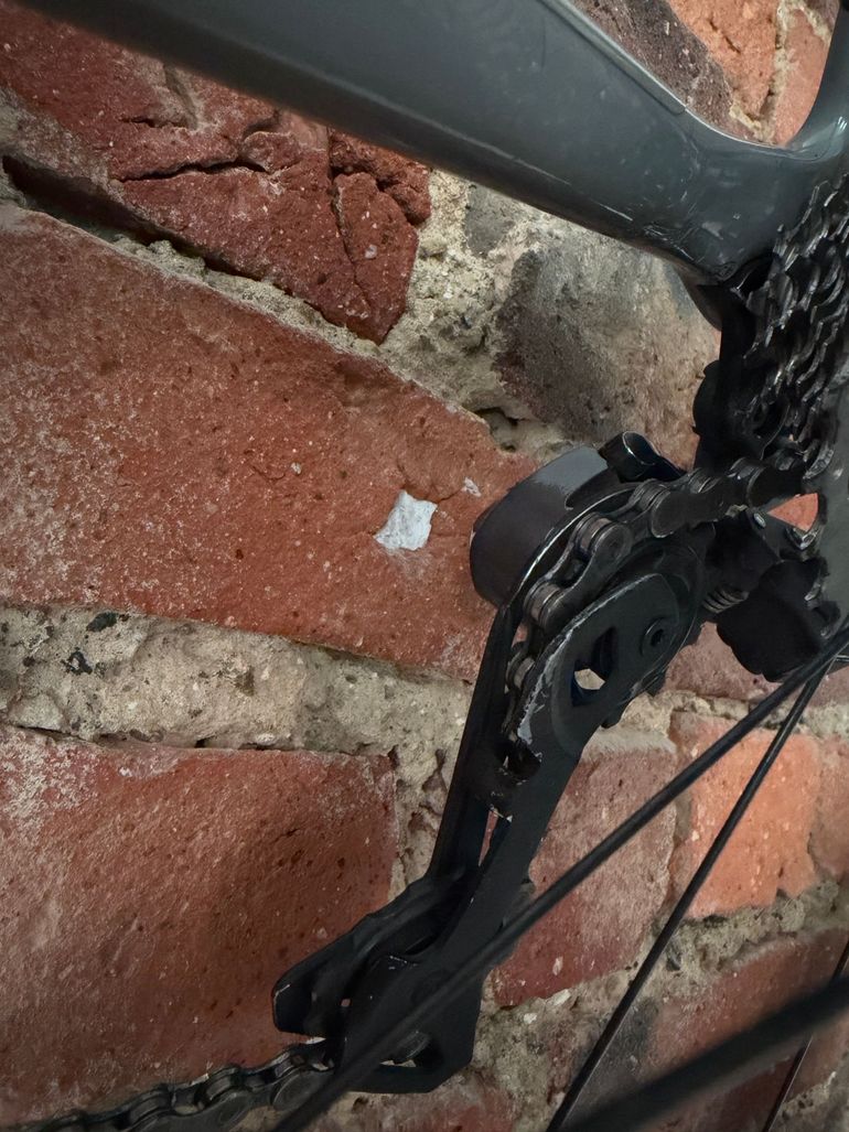 Używany Canyon Ultimate CF SL 8 Disc Aero 2021 2021 Road & Gravel — zdjęcie 25 z 25