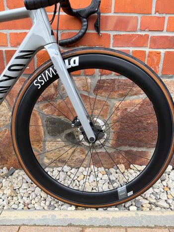 Używany Canyon Ultimate CF SL 8 Disc Aero 2021 2021 Road & Gravel — zdjęcie 14 z 25