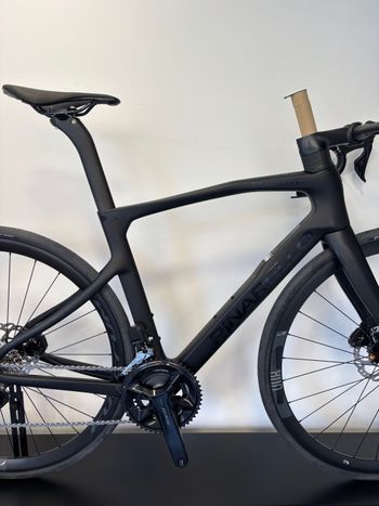 Używany Pinarello X3 105 Di2 2025 2025 Road & Gravel — zdjęcie 4 z 10