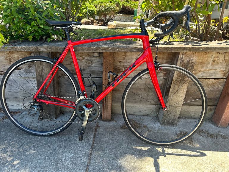 Used Trek Émonda ALR 4 2019 2019 Road & Gravel, Red — image 1 of 4