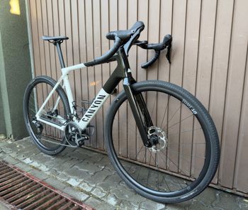 Used Canyon Grail CF SL 7 2026 2026 Road & Gravel, White — image 4 of 8
