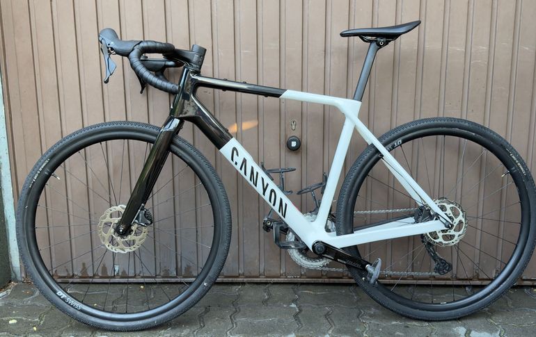 Used Canyon Grail CF SL 7 2026 2026 Road & Gravel, White — image 2 of 8