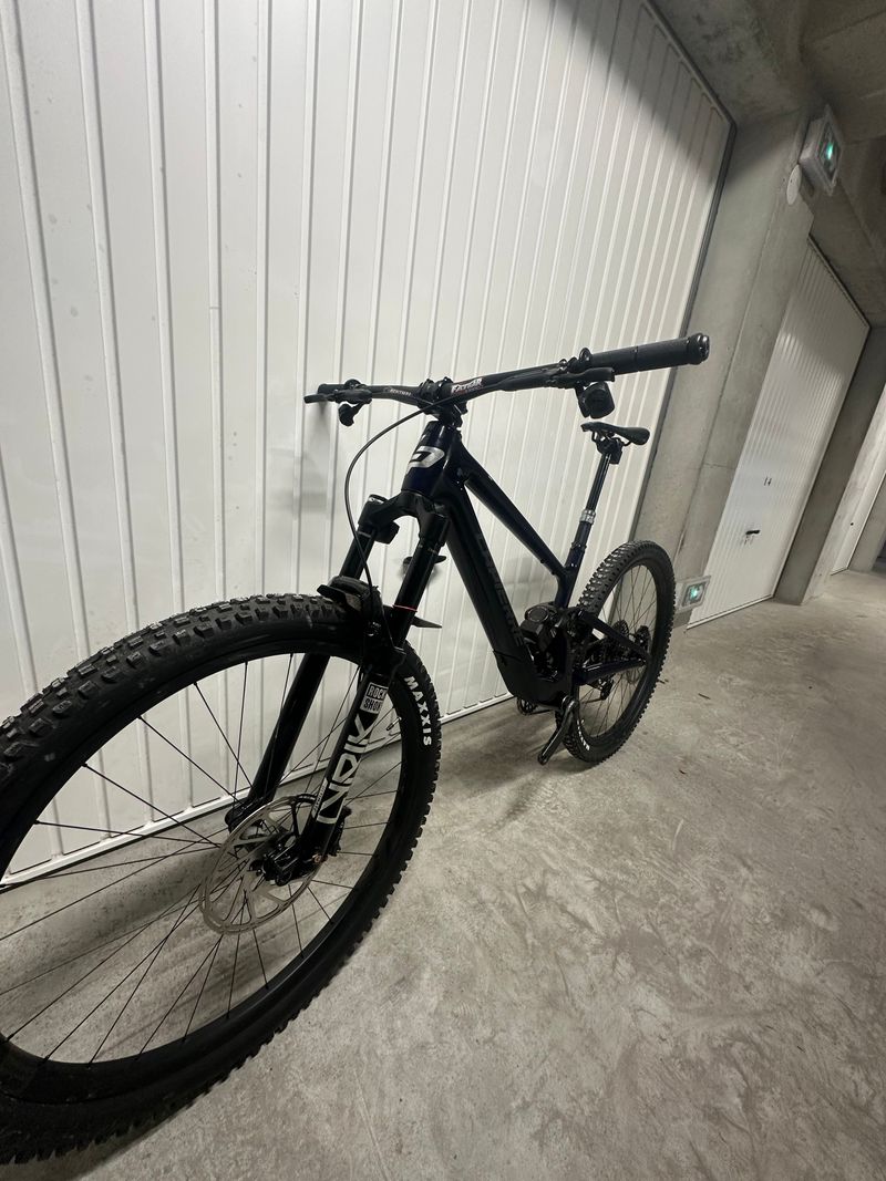 Używany Lapierre Zesty CF SE 2026 2026 Mountainbike — zdjęcie 2 z 4