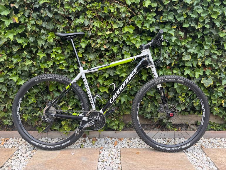Used Cannondale F-si Shimano Deore XT 2019 Mountainbike, White — image 1 of 4