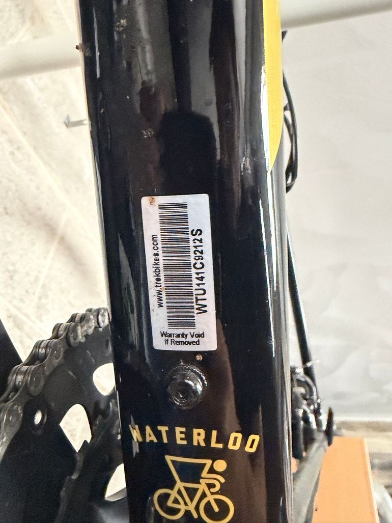Trek Domane Shimano Claris 2024 Road & Gravel de segunda mano, Negro — imagen 19 de 21