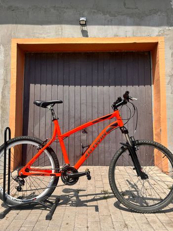 Used B Twin Rockrider Shimano Tourney 2017 MTB
