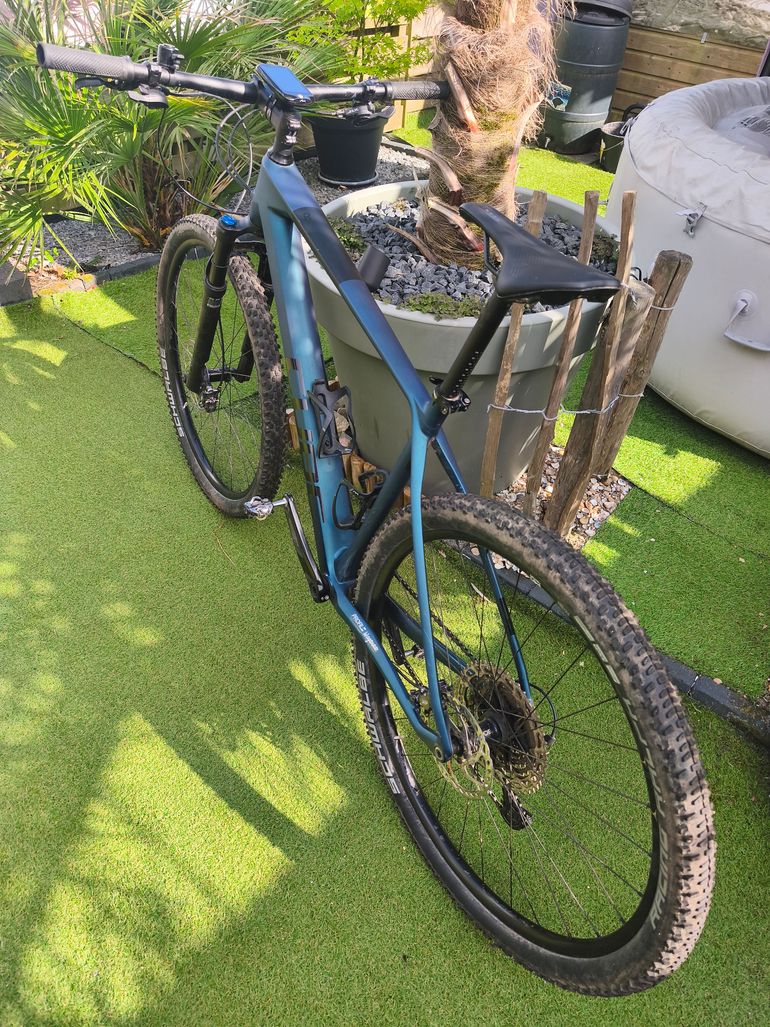 CUBE REACTION C:62 RACE 2023 2023 Mountainbike d'occasion — image 5 sur 12