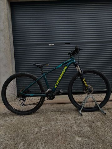 Used Orbea MX 50 27.5 2022 2022 Mountainbike, Blue, 27.5 — image 1 of 8