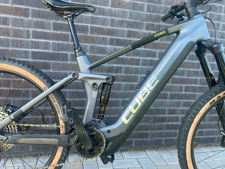 Gebrauchtes CUBE STEREO HYBRID 160 HPC, RACE 625 27.5 2024 2024 Mountainbike, Hellgrau, 27.5 — Bild 3 von 10
