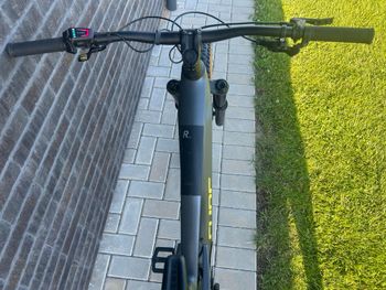 Gebrauchtes CUBE STEREO HYBRID 160 HPC, RACE 625 27.5 2024 2024 Mountainbike, Hellgrau, 27.5 — Bild 8 von 10