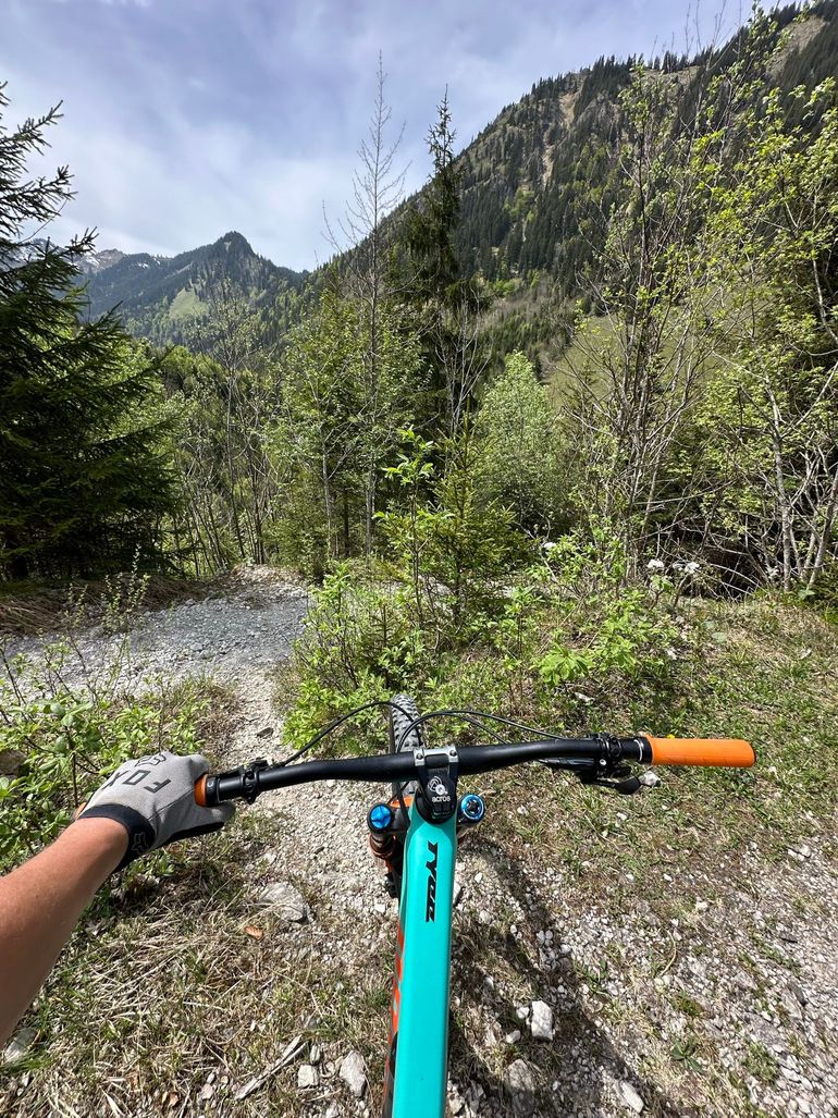 Gebrauchtes Propain Tyee CF 27.5 Highend 2021 2021 Mountainbike, Blau — Bild 7 von 7