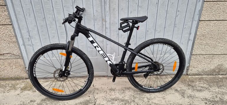 Trek Marlin+ Shimano Deore 2021 Mountainbike d'occasion — image 2 sur 3
