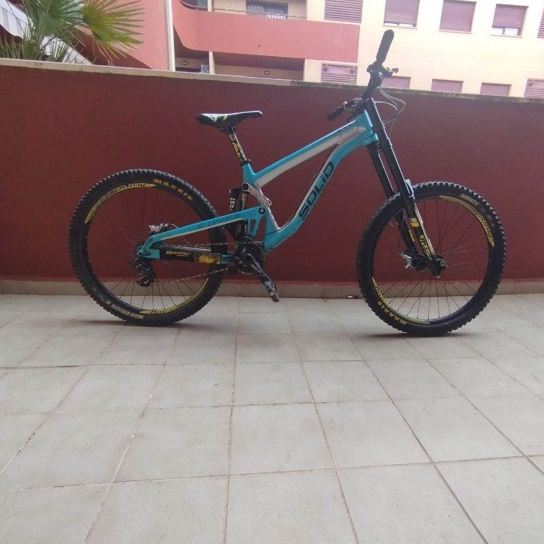 Used Solid Custom SRAM X01 DH 2019 Mountainbike, Blue — image 3 of 6