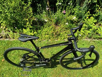 Giant Revolt Advanced 2 2022 2022 Road & Gravel de segunda mano, Negro — imagen 8 de 12