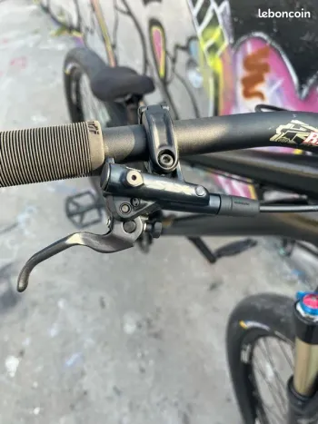 Used Specialized P3 2022 Mountainbike, Black — image 6 of 27