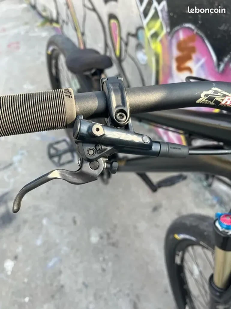 Used Specialized P3 2022 Mountainbike, Black — image 6 of 27