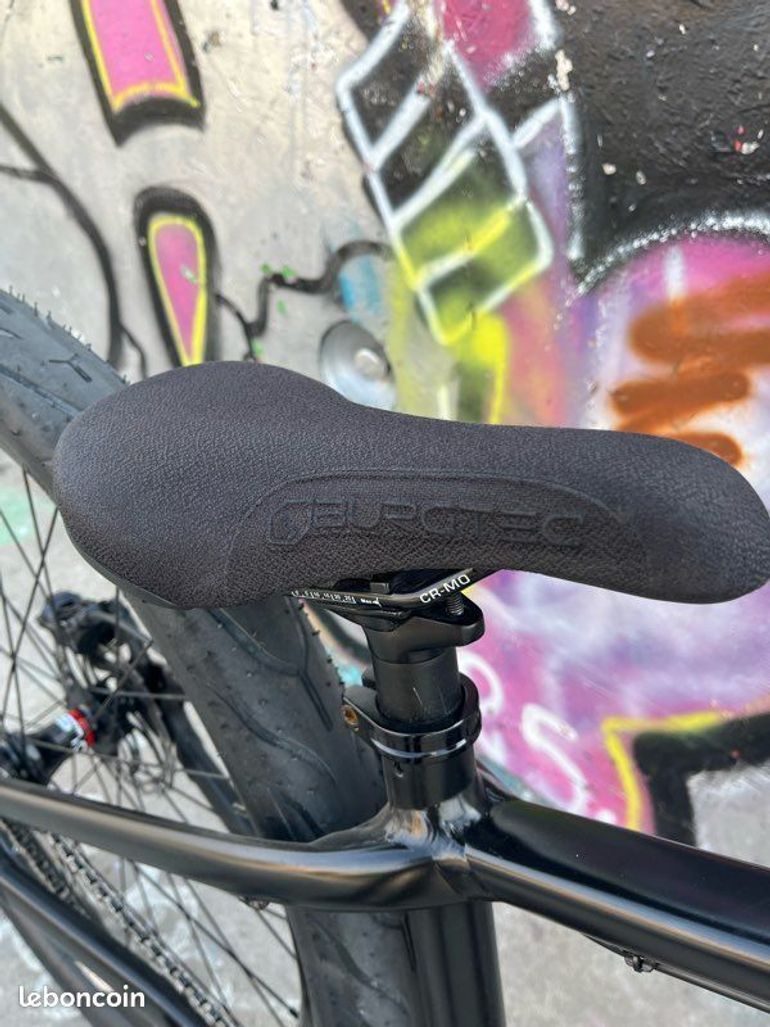 Used Specialized P3 2022 Mountainbike, Black — image 11 of 27