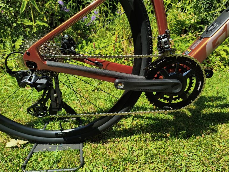 Giant Revolt Advanced 2 2025 2025 Road & Gravel de segunda mano, Rojo — imagen 7 de 10