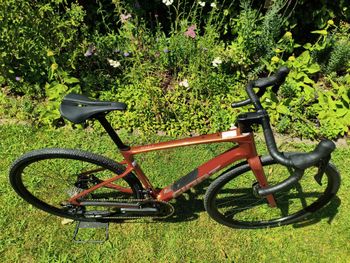 Giant Revolt Advanced 2 2025 2025 Road & Gravel de segunda mano, Rojo — imagen 9 de 10