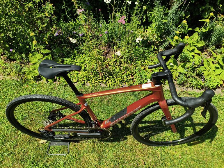 Giant Revolt Advanced 2 2025 2025 Road & Gravel de segunda mano, Rojo — imagen 9 de 10