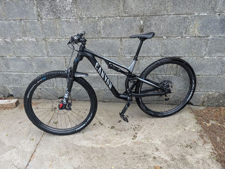 Gebrauchtes Canyon Neuron 7 2021 2021 Mountainbike, Schwarz, 27.5, 29 — Bild 1 von 3